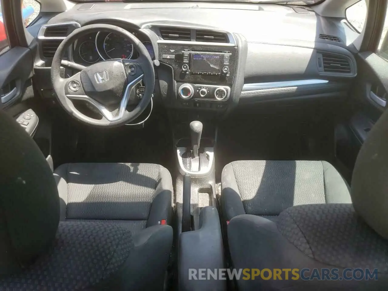 8 Photograph of a damaged car 3HGGK5H44KM725891 HONDA FIT 2019