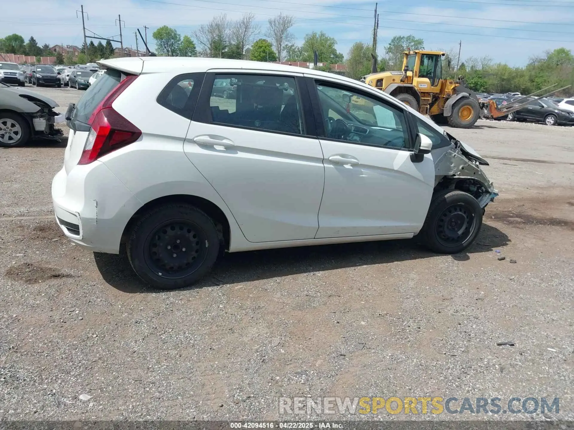 4 Photograph of a damaged car 3HGGK5H44KM731612 HONDA FIT 2019
