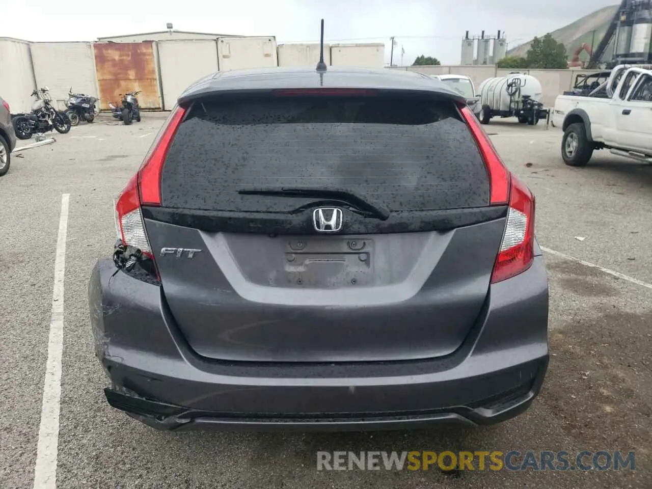 6 Photograph of a damaged car 3HGGK5H44KM744621 HONDA FIT 2019