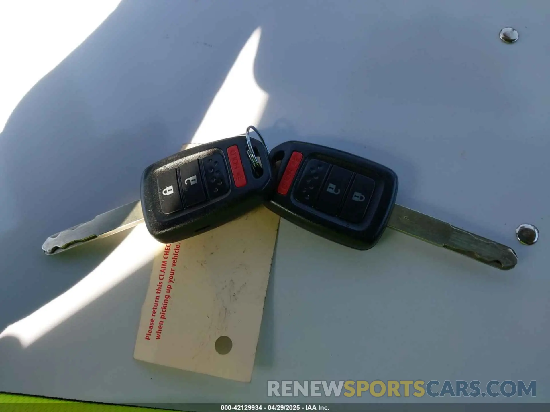 11 Photograph of a damaged car 3HGGK5H44KM750452 HONDA FIT 2019