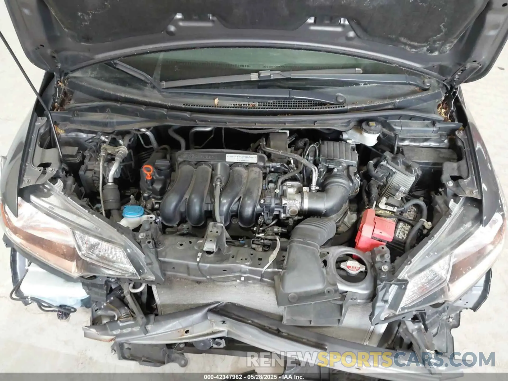 10 Photograph of a damaged car 3HGGK5H45KM732610 HONDA FIT 2019
