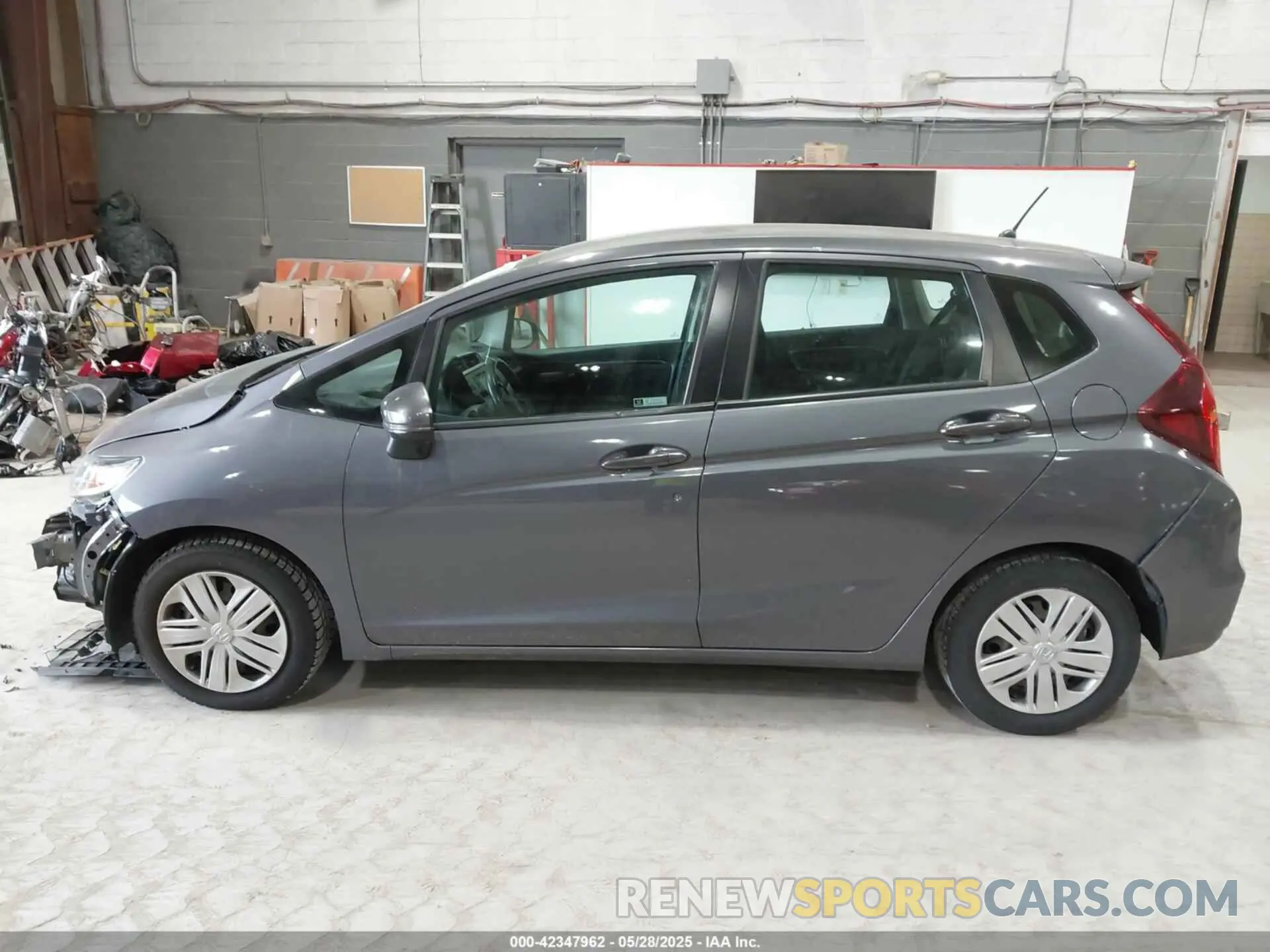 15 Photograph of a damaged car 3HGGK5H45KM732610 HONDA FIT 2019