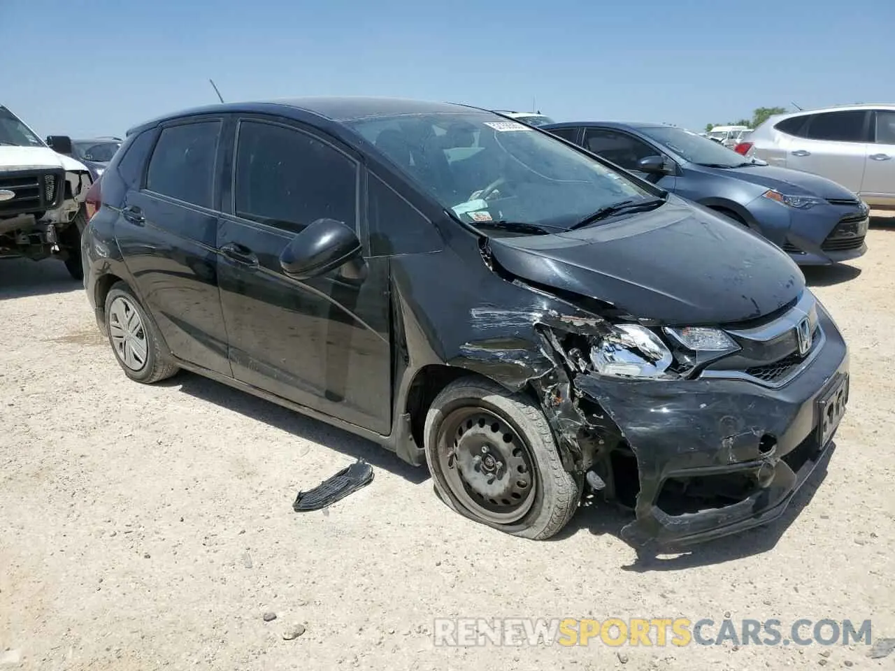 4 Photograph of a damaged car 3HGGK5H45KM740092 HONDA FIT 2019