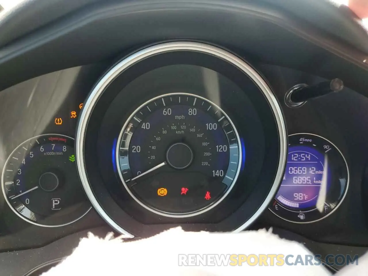 9 Photograph of a damaged car 3HGGK5H45KM740092 HONDA FIT 2019