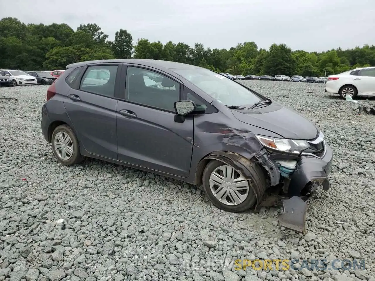 4 Photograph of a damaged car 3HGGK5H45KM745843 HONDA FIT 2019