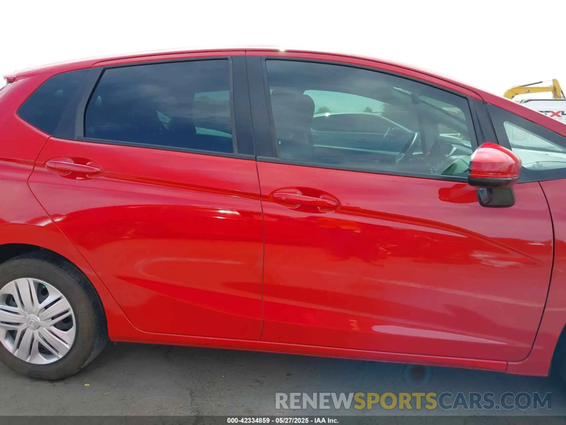 13 Photograph of a damaged car 3HGGK5H46KM710969 HONDA FIT 2019