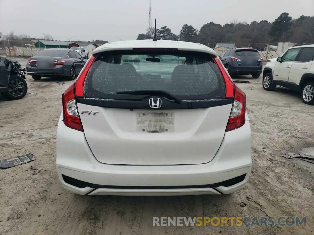 6 Photograph of a damaged car 3HGGK5H46KM733801 HONDA FIT 2019