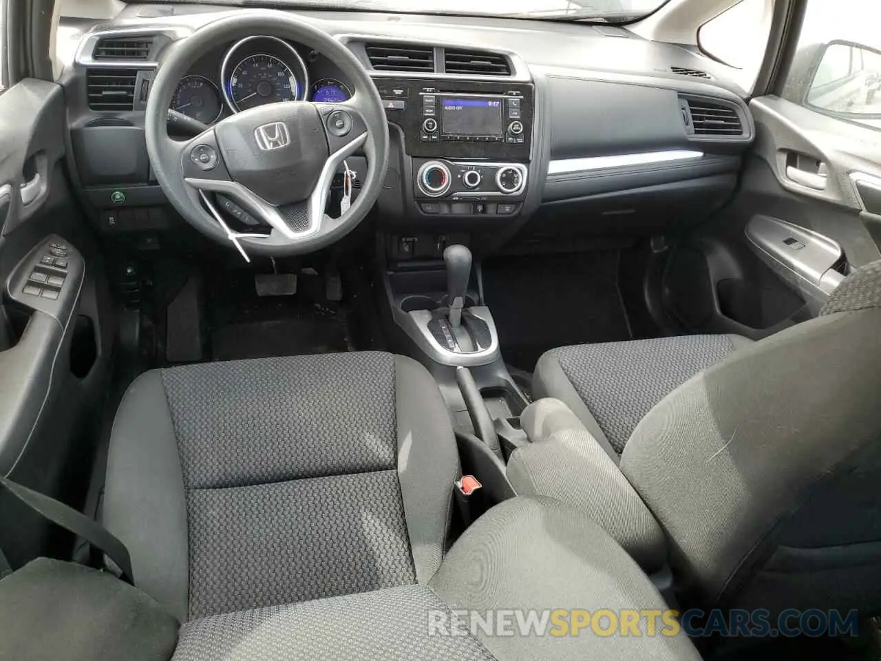 8 Photograph of a damaged car 3HGGK5H46KM747181 HONDA FIT 2019