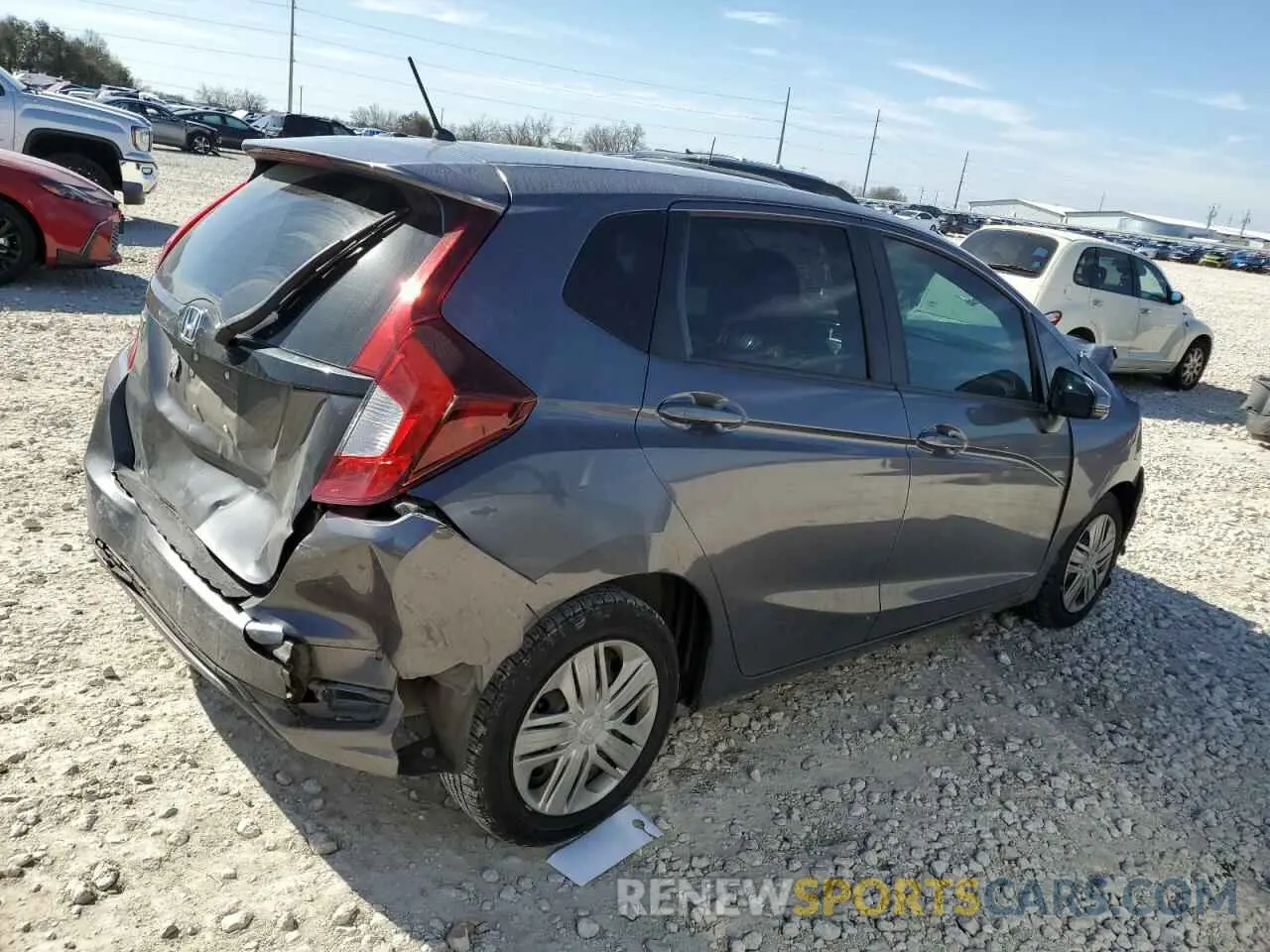 3 Photograph of a damaged car 3HGGK5H46KM753546 HONDA FIT 2019