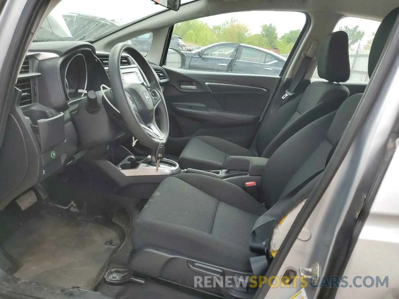 7 Photograph of a damaged car 3HGGK5H47KM722595 HONDA FIT 2019