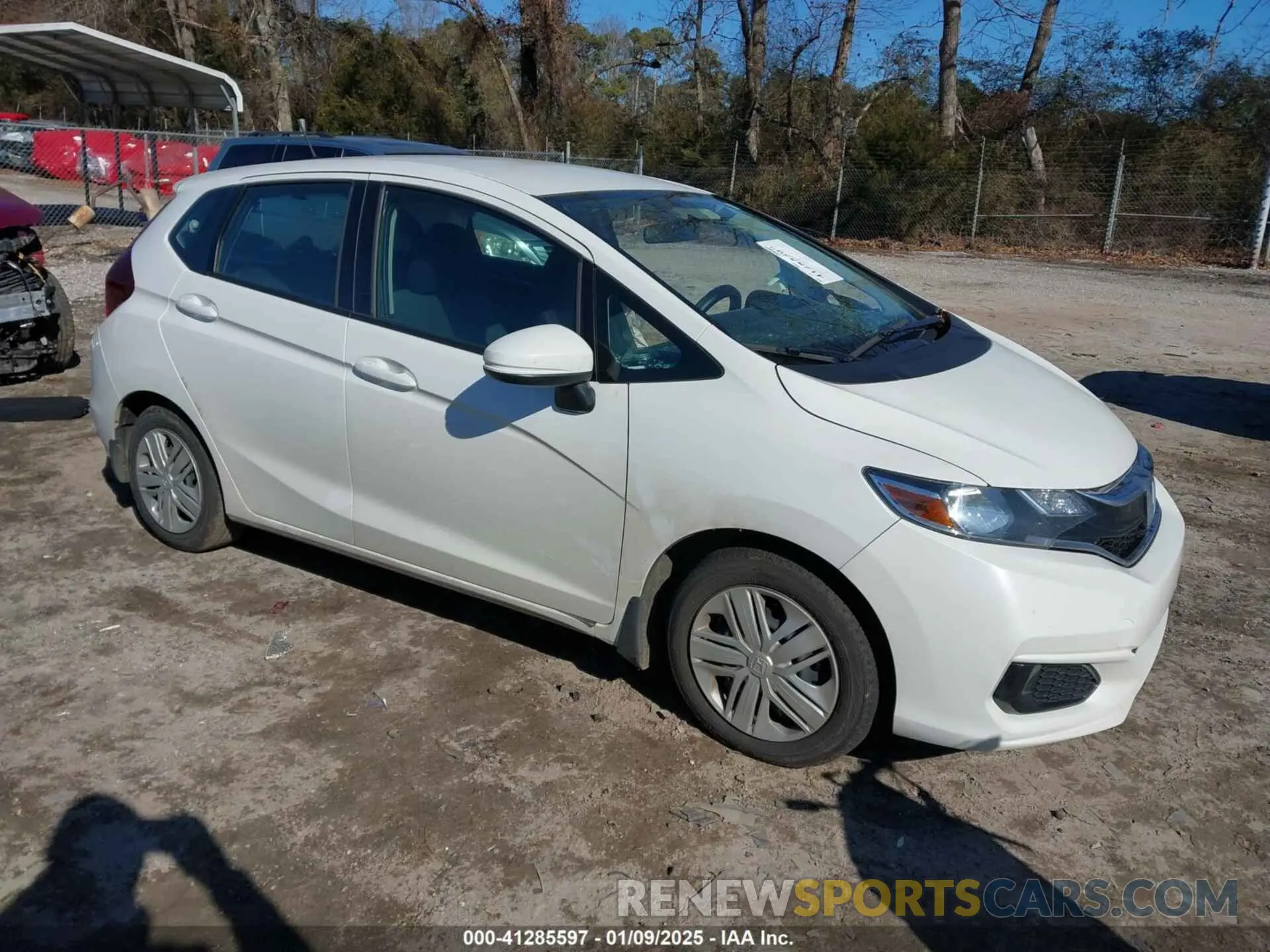 1 Photograph of a damaged car 3HGGK5H48KM717292 HONDA FIT 2019