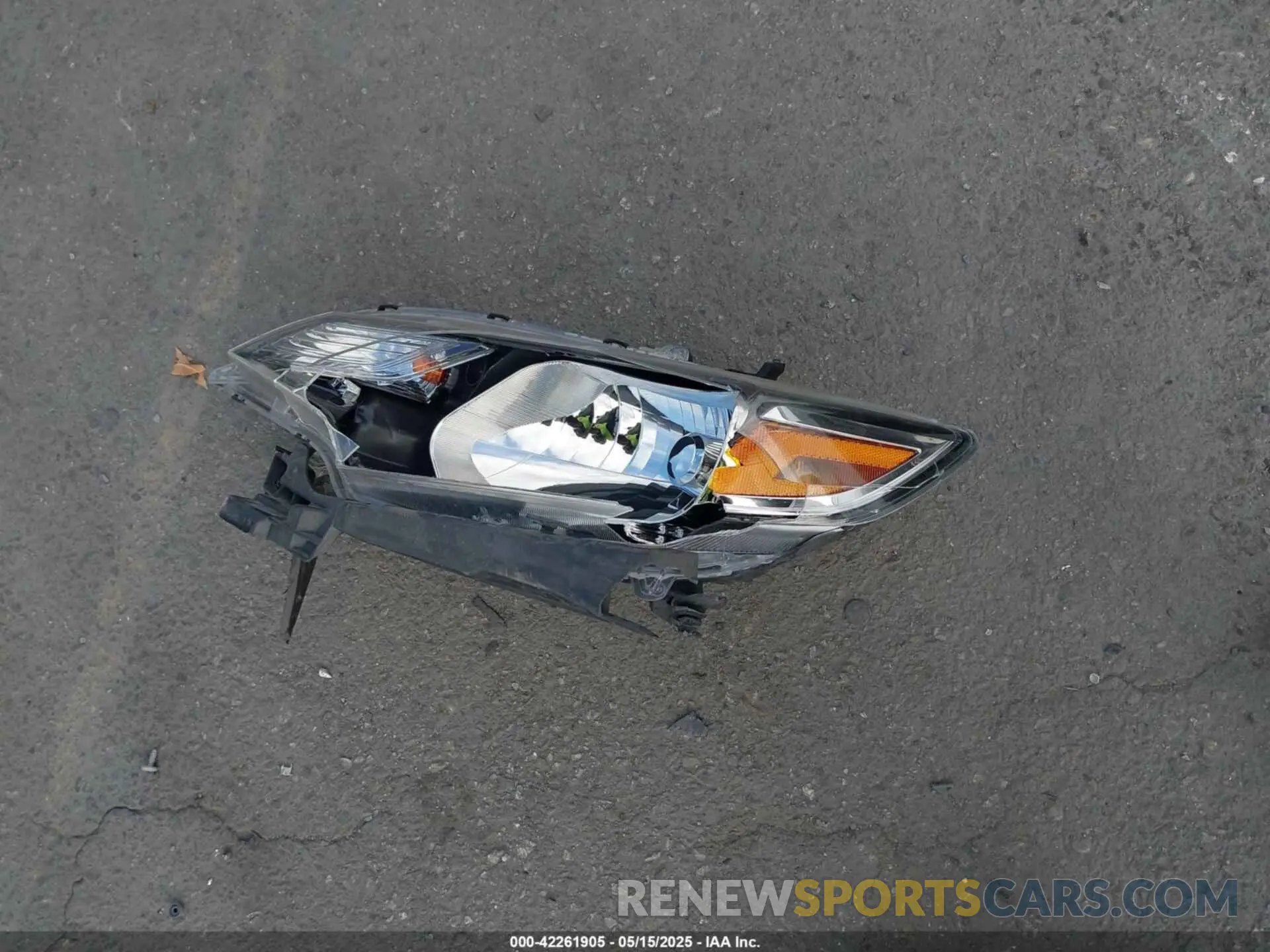 12 Photograph of a damaged car 3HGGK5H48KM731113 HONDA FIT 2019