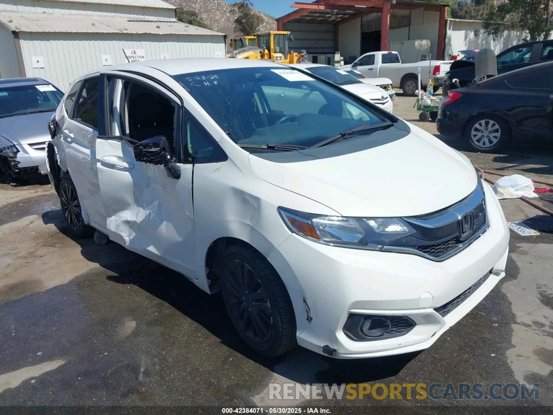1 Photograph of a damaged car 3HGGK5H4XKM703328 HONDA FIT 2019