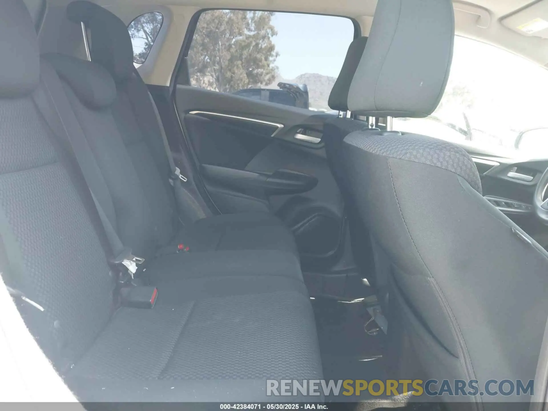 8 Photograph of a damaged car 3HGGK5H4XKM703328 HONDA FIT 2019