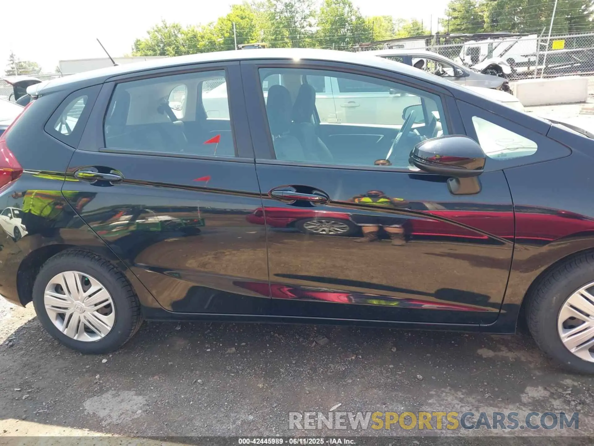 14 Photograph of a damaged car 3HGGK5H4XKM724020 HONDA FIT 2019