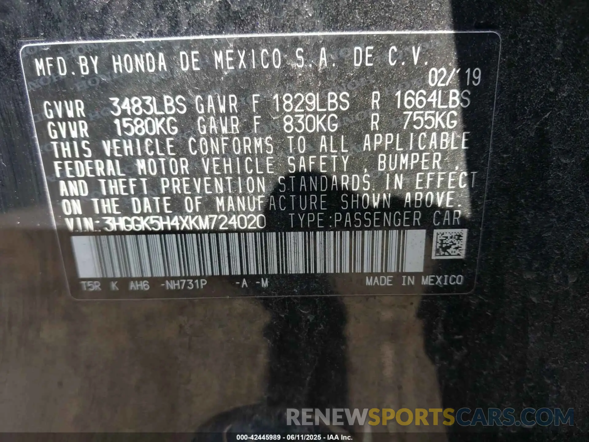 9 Photograph of a damaged car 3HGGK5H4XKM724020 HONDA FIT 2019