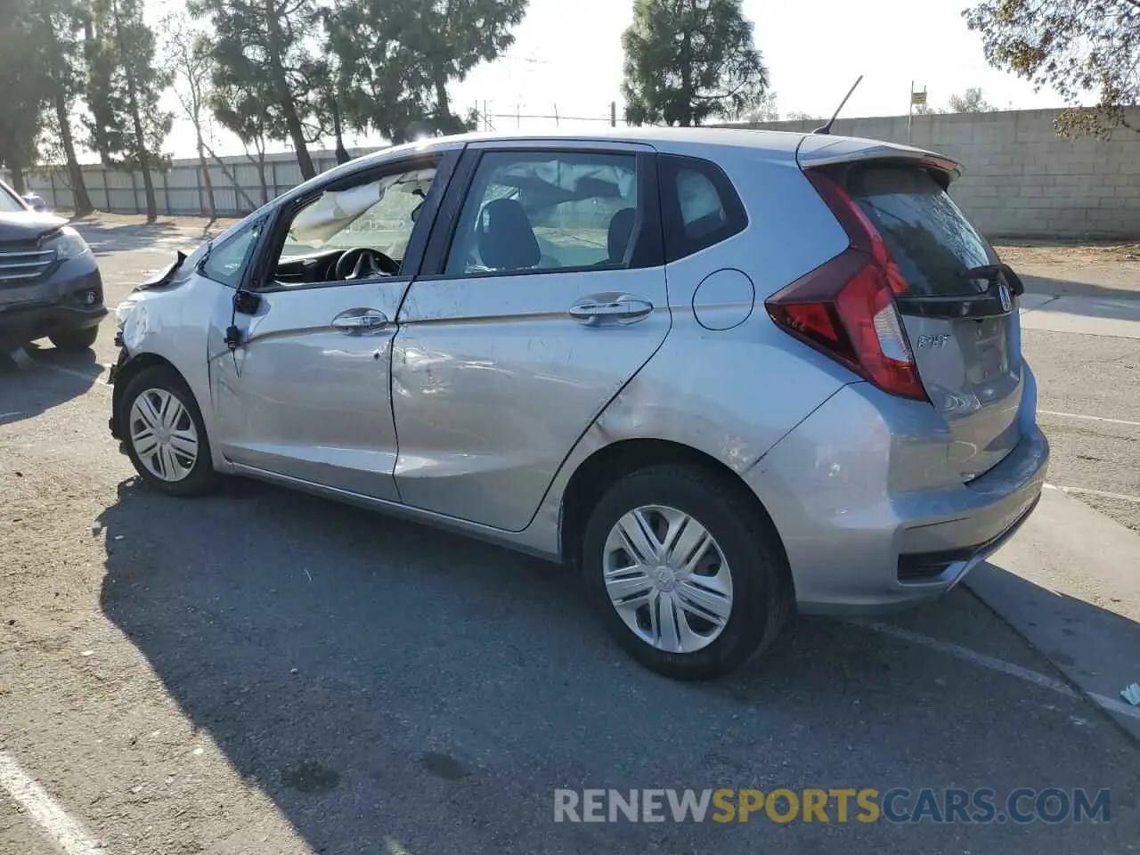 2 Photograph of a damaged car 3HGGK5H4XKM735633 HONDA FIT 2019