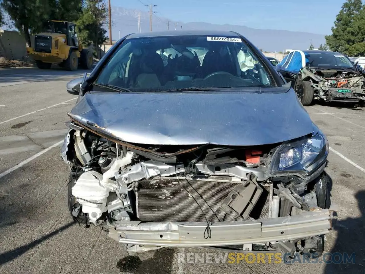 5 Photograph of a damaged car 3HGGK5H4XKM735633 HONDA FIT 2019