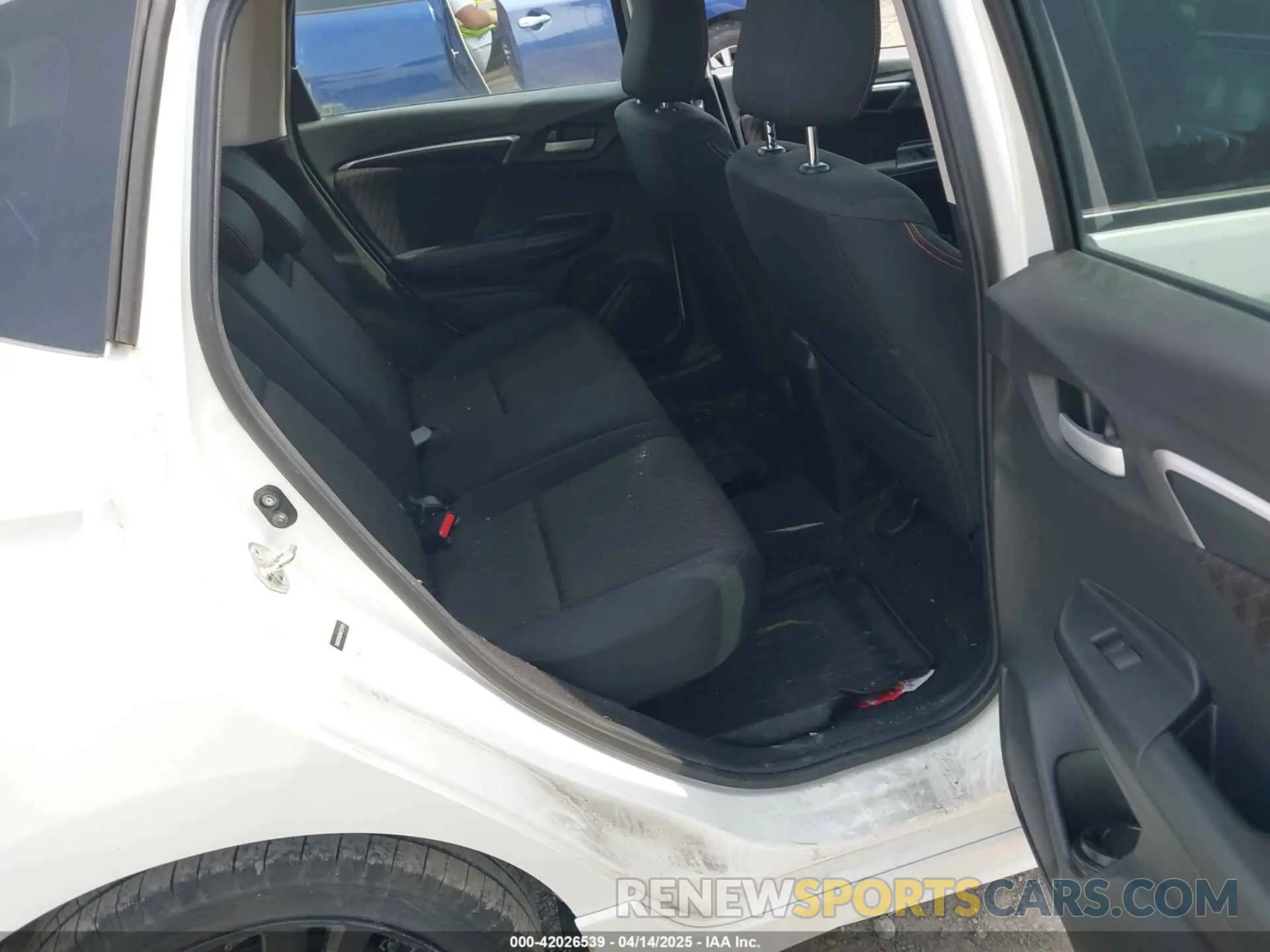 8 Photograph of a damaged car 3HGGK5H63KM722420 HONDA FIT 2019