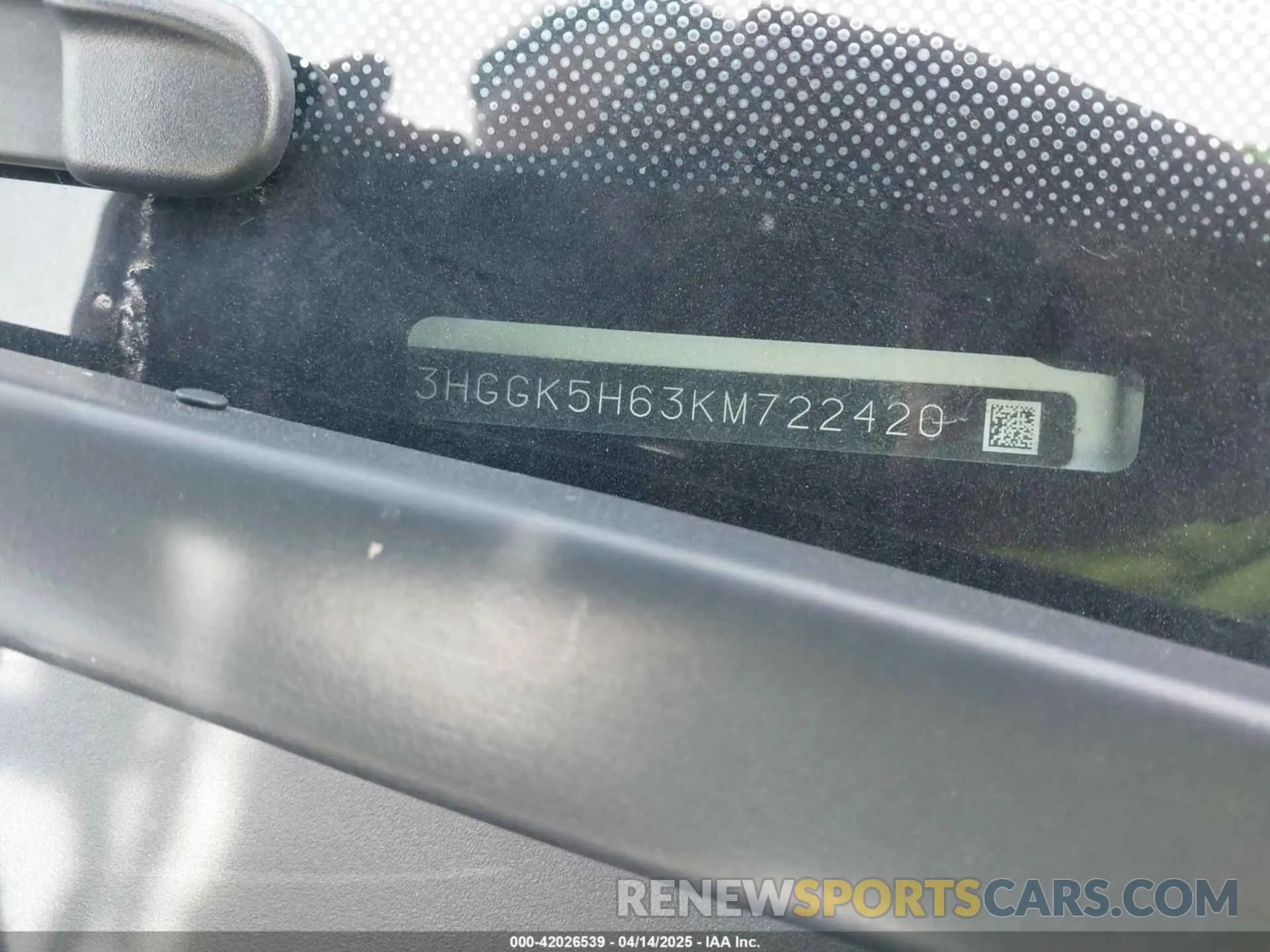 9 Photograph of a damaged car 3HGGK5H63KM722420 HONDA FIT 2019