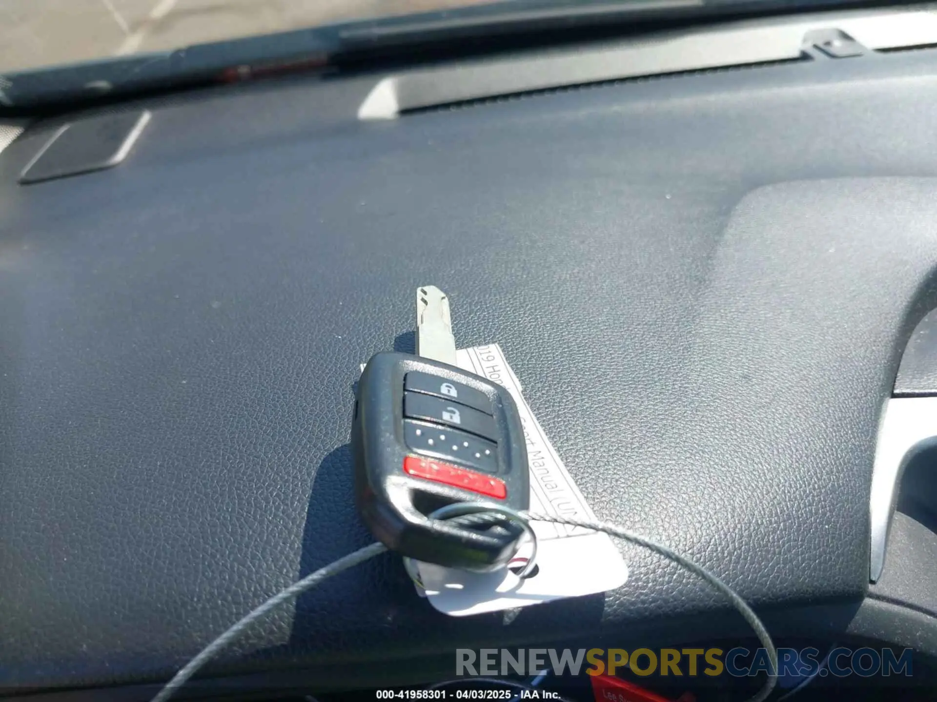 11 Photograph of a damaged car 3HGGK5H64KM725228 HONDA FIT 2019