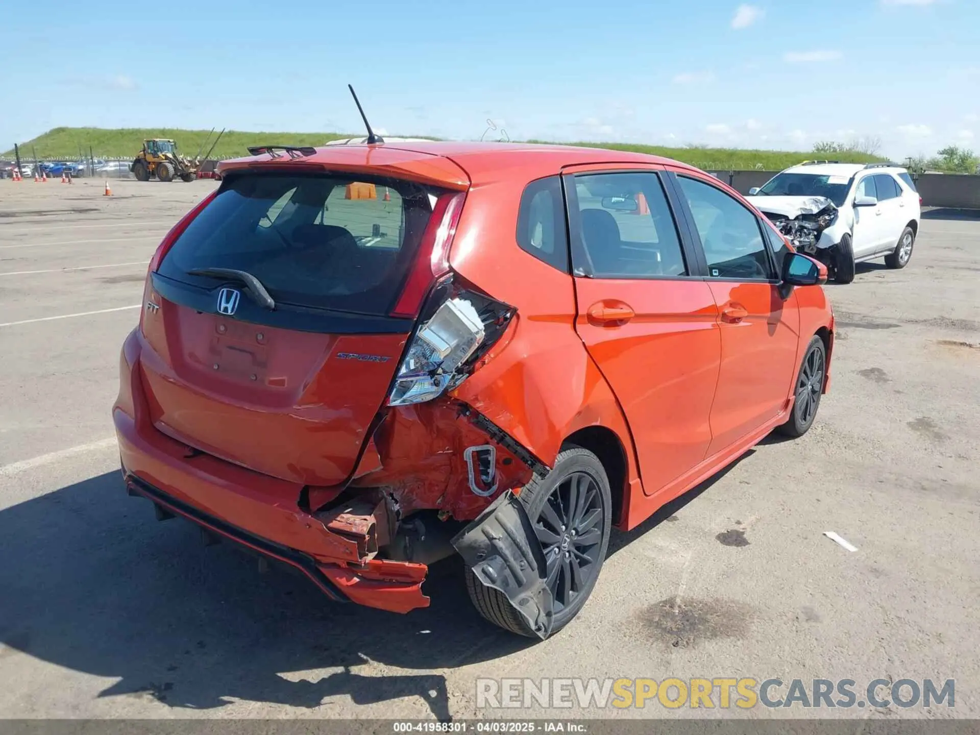6 Photograph of a damaged car 3HGGK5H64KM725228 HONDA FIT 2019