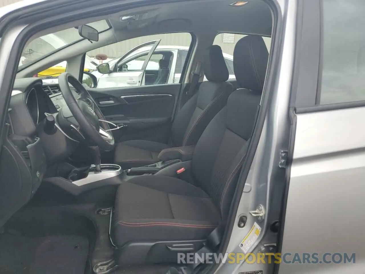 7 Photograph of a damaged car 3HGGK5H69KM744051 HONDA FIT 2019