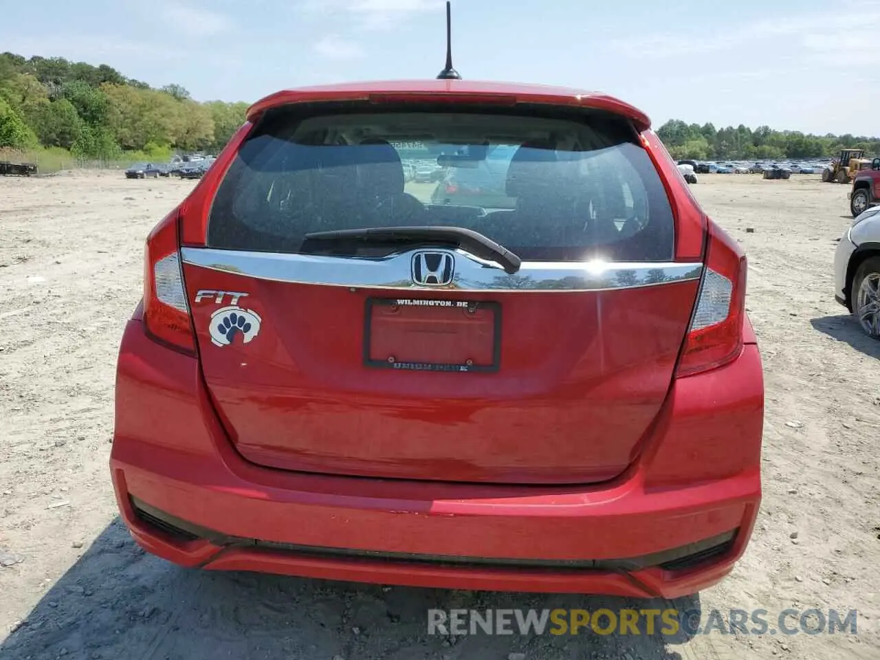 6 Photograph of a damaged car 3HGGK5H80KM705060 HONDA FIT 2019
