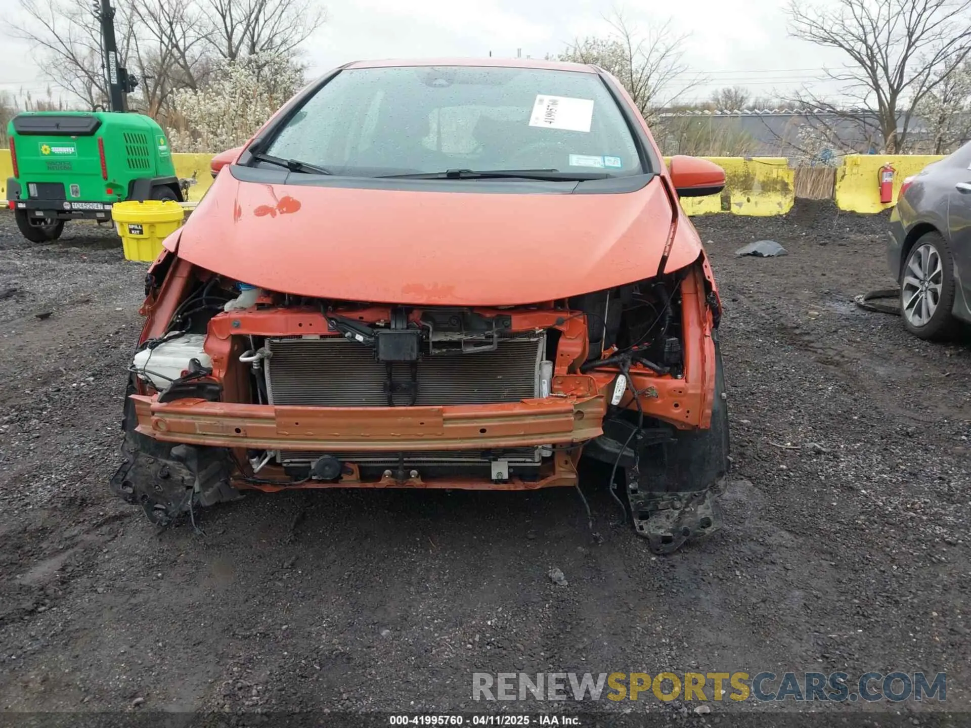 6 Photograph of a damaged car 3HGGK5H80KM722344 HONDA FIT 2019