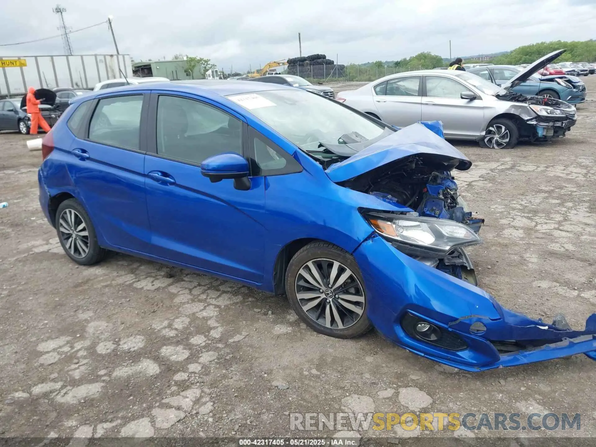 1 Photograph of a damaged car 3HGGK5H80KM737636 HONDA FIT 2019