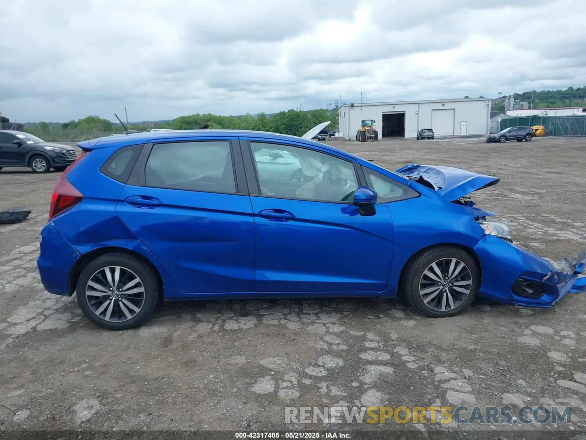 12 Photograph of a damaged car 3HGGK5H80KM737636 HONDA FIT 2019