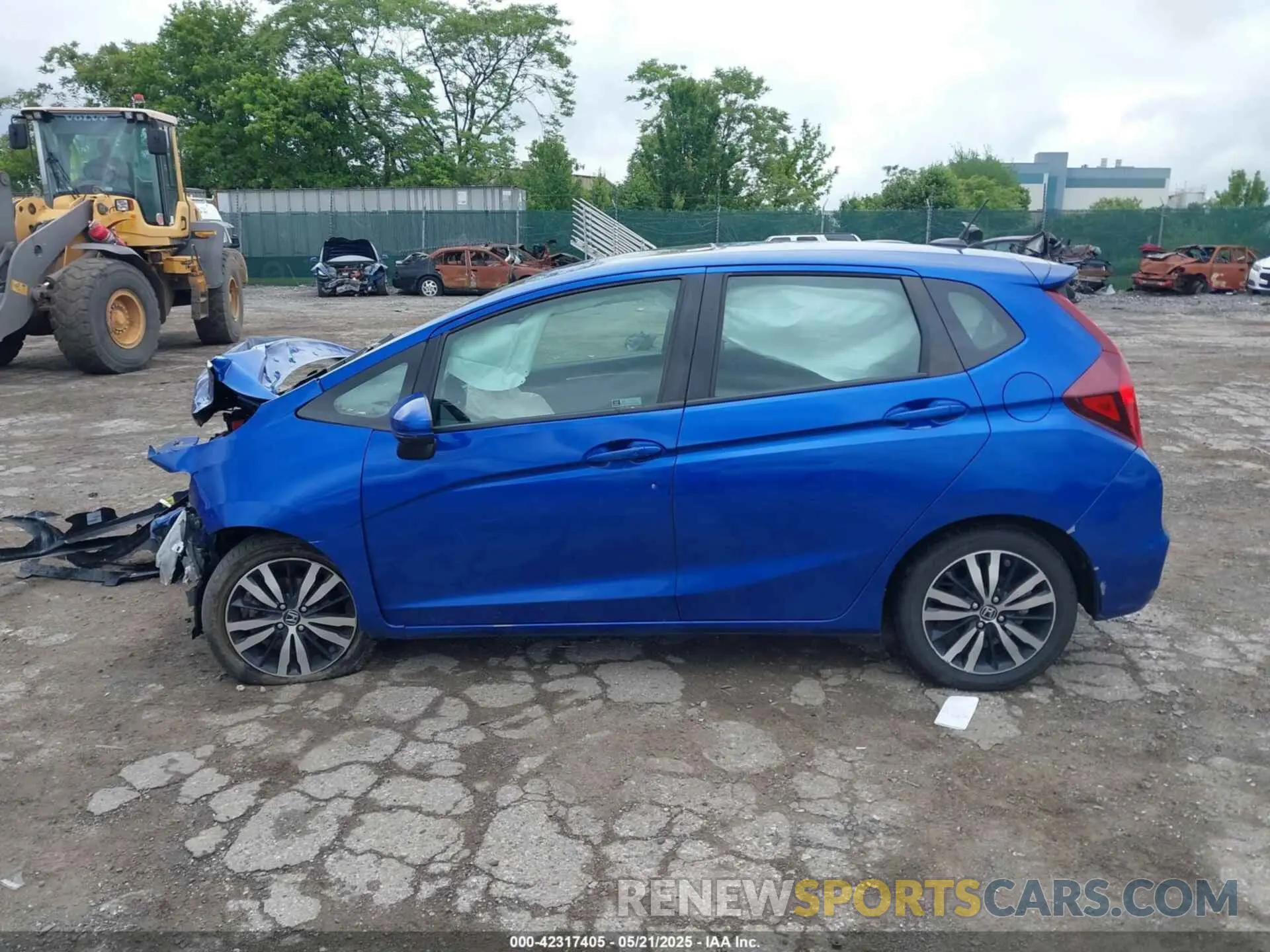13 Photograph of a damaged car 3HGGK5H80KM737636 HONDA FIT 2019