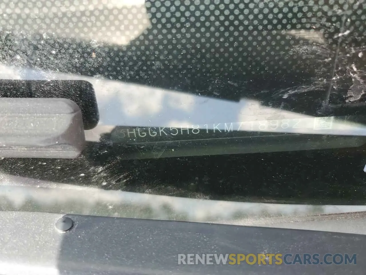 12 Photograph of a damaged car 3HGGK5H81KM718982 HONDA FIT 2019