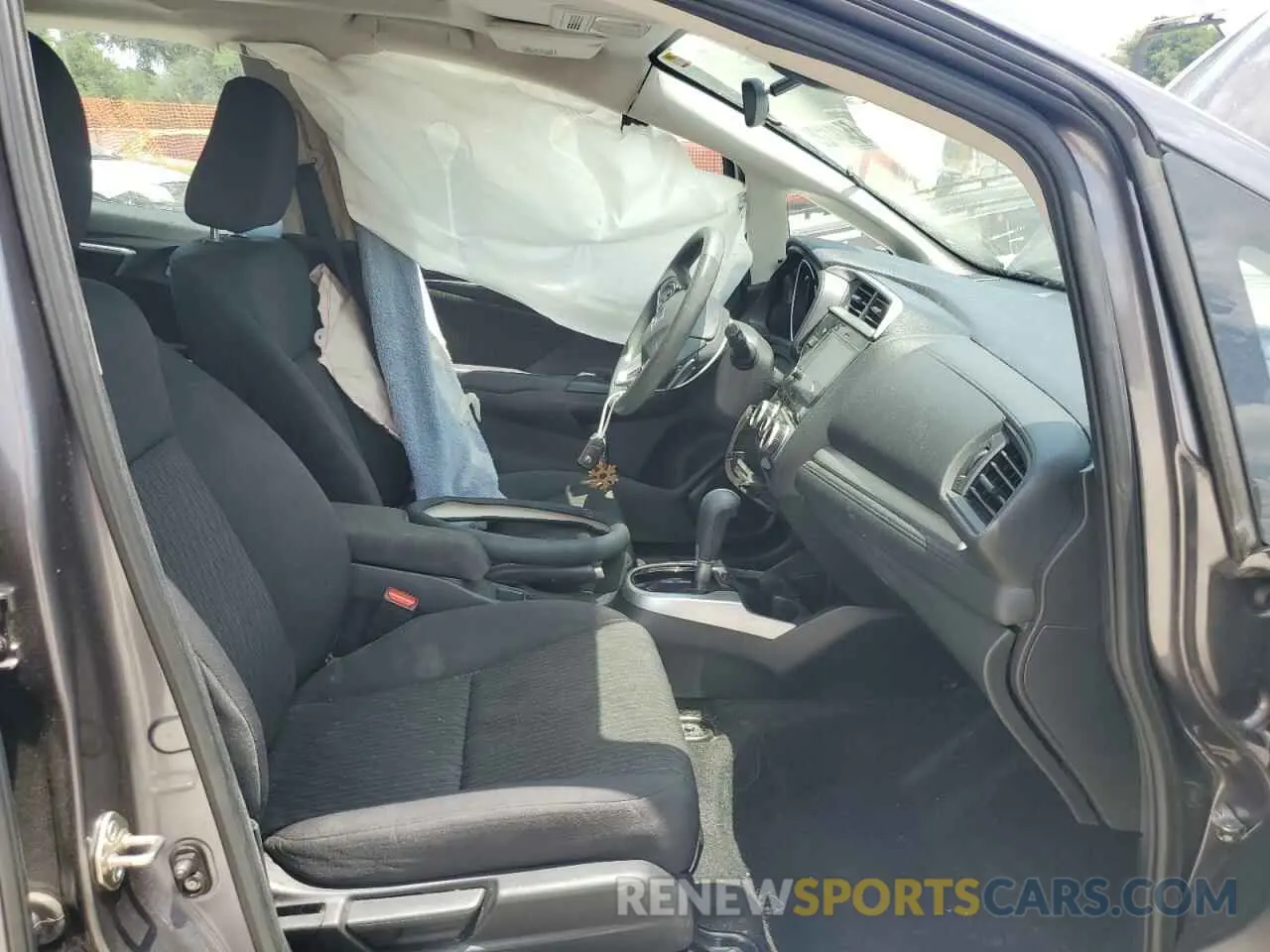 7 Photograph of a damaged car 3HGGK5H81KM718982 HONDA FIT 2019