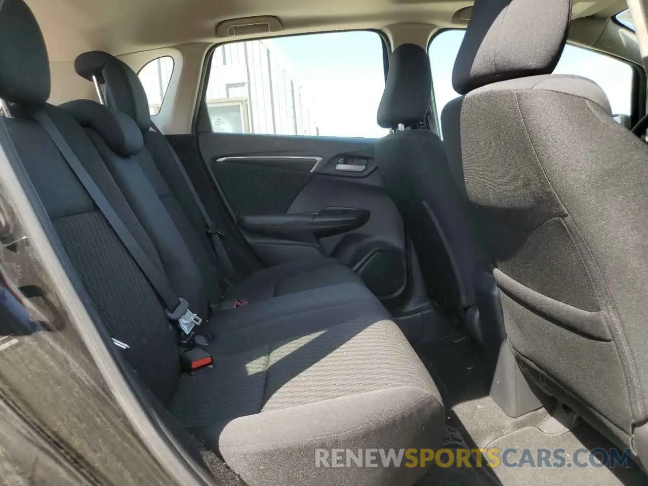 10 Photograph of a damaged car 3HGGK5H82KM712009 HONDA FIT 2019