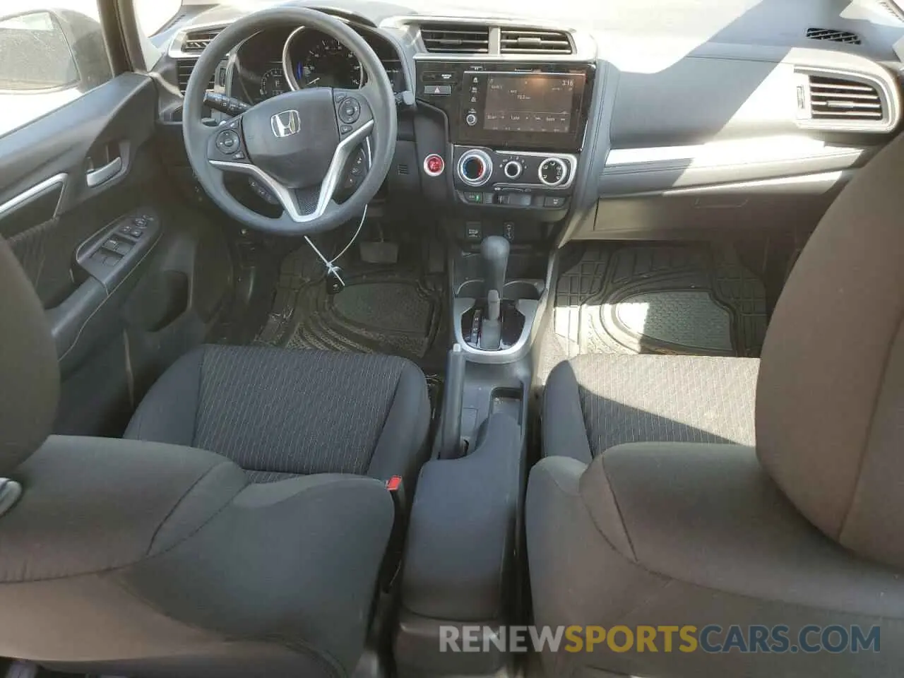 8 Photograph of a damaged car 3HGGK5H82KM712009 HONDA FIT 2019
