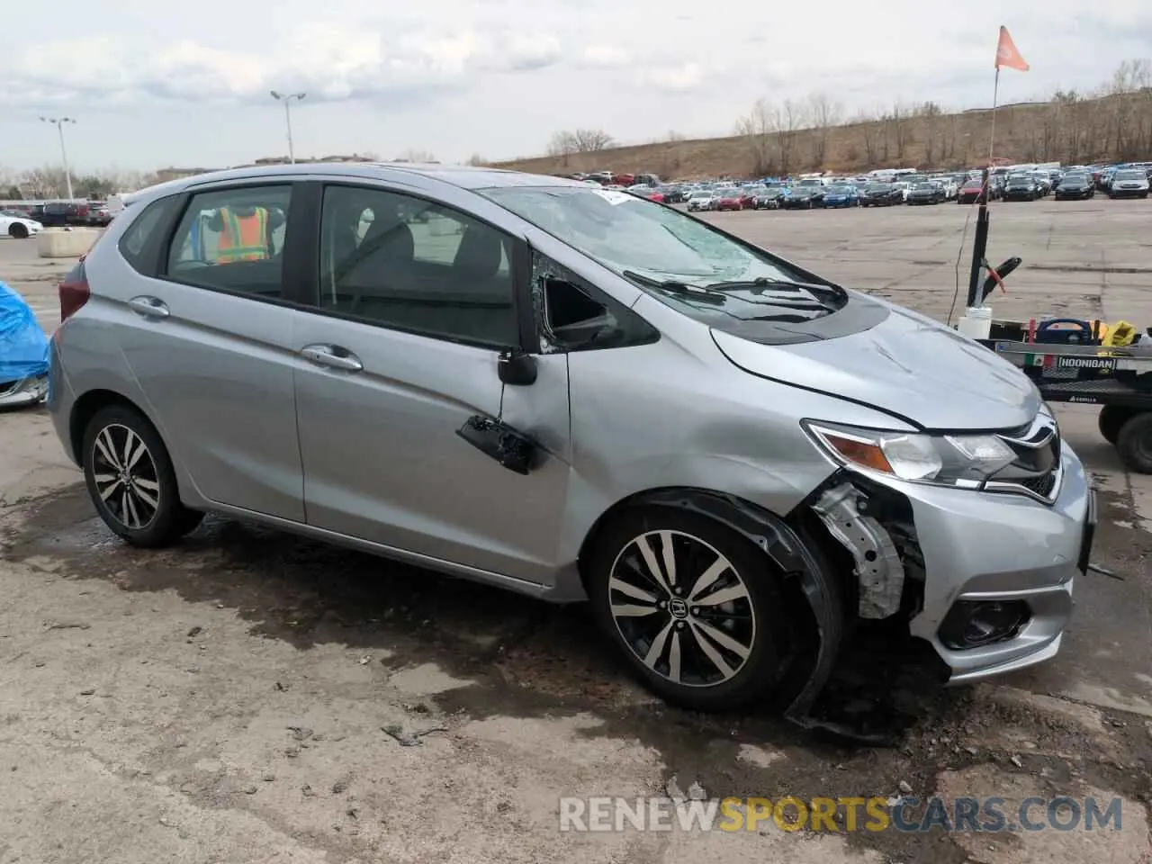 4 Photograph of a damaged car 3HGGK5H82KM723723 HONDA FIT 2019