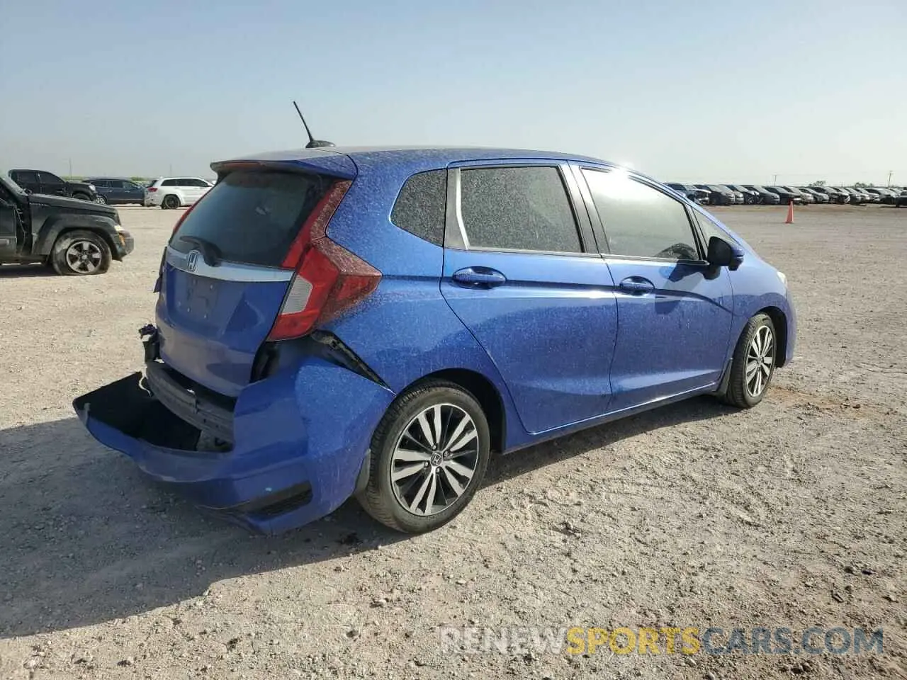 3 Photograph of a damaged car 3HGGK5H82KM739808 HONDA FIT 2019