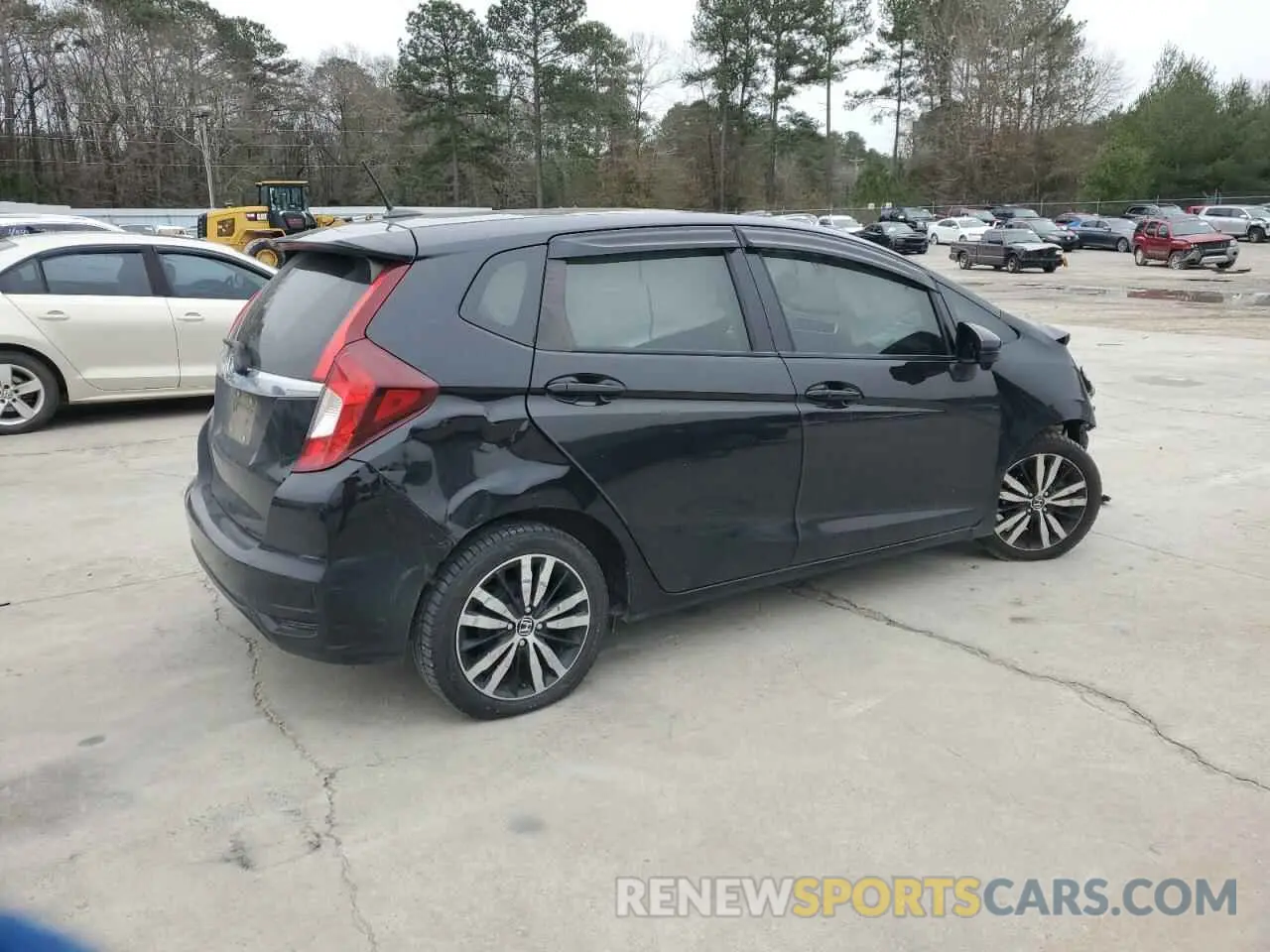 3 Photograph of a damaged car 3HGGK5H83KM711063 HONDA FIT 2019