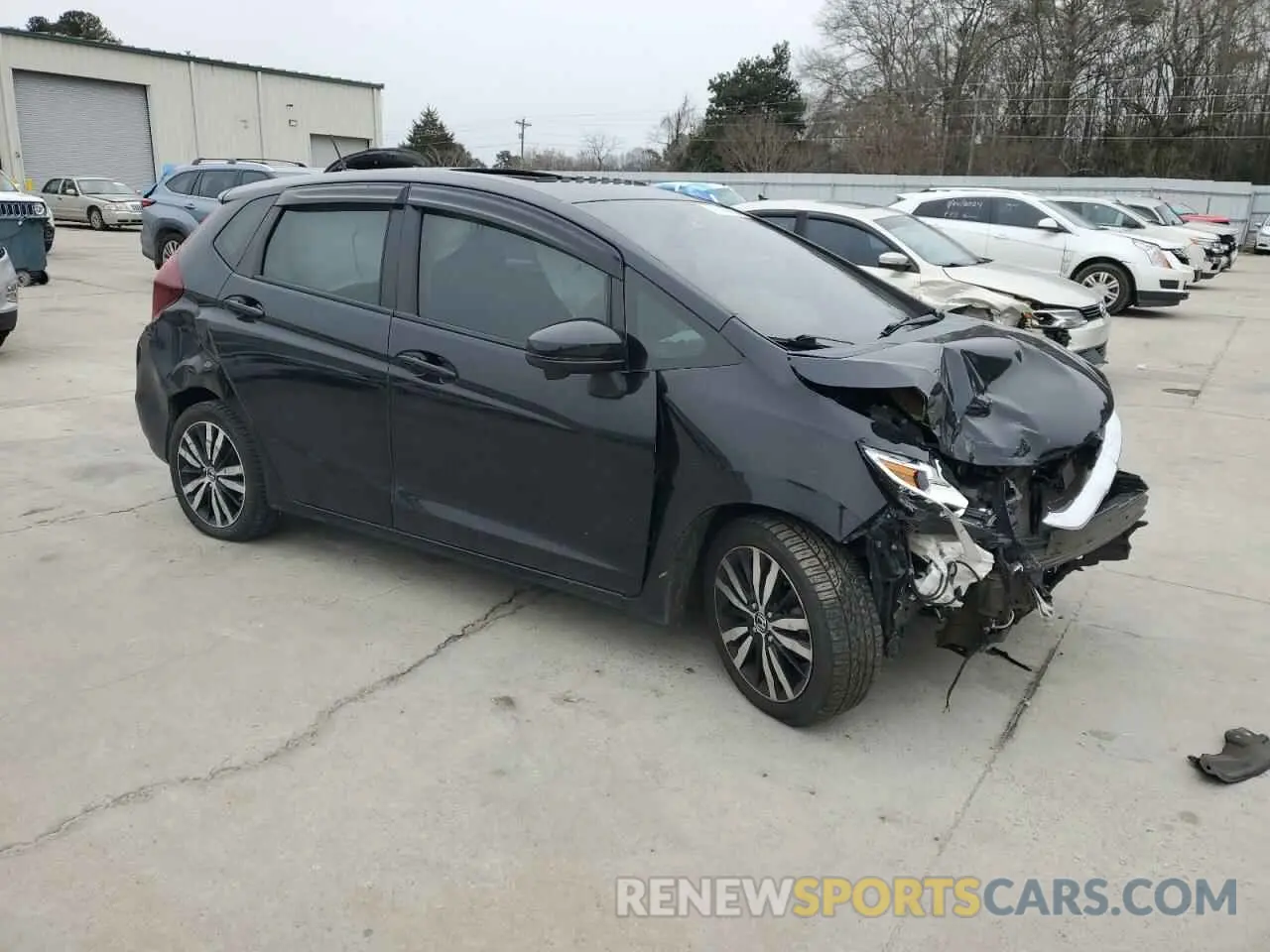 4 Photograph of a damaged car 3HGGK5H83KM711063 HONDA FIT 2019