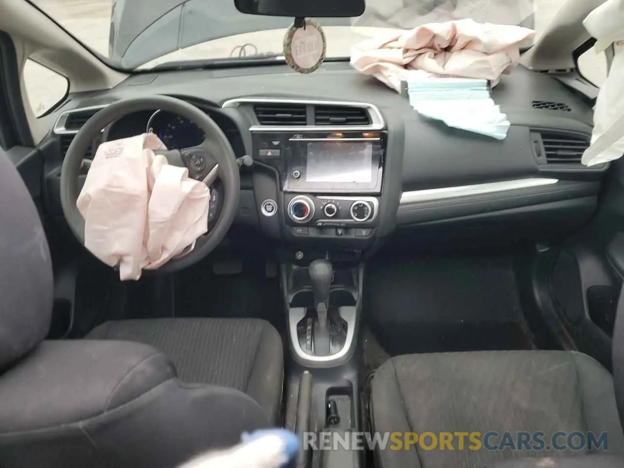 8 Photograph of a damaged car 3HGGK5H83KM711063 HONDA FIT 2019