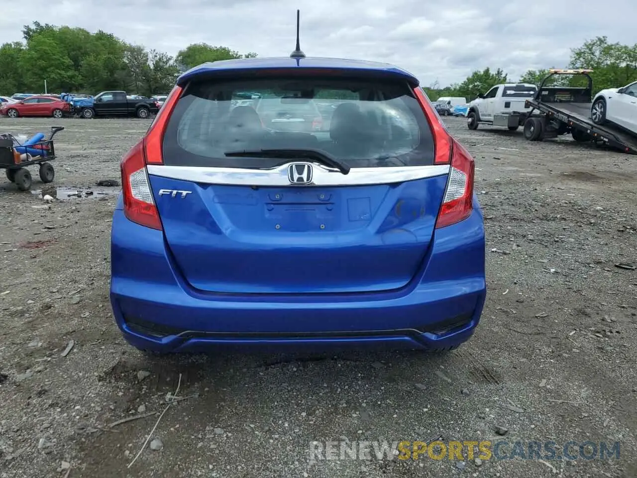6 Photograph of a damaged car 3HGGK5H83KM718840 HONDA FIT 2019