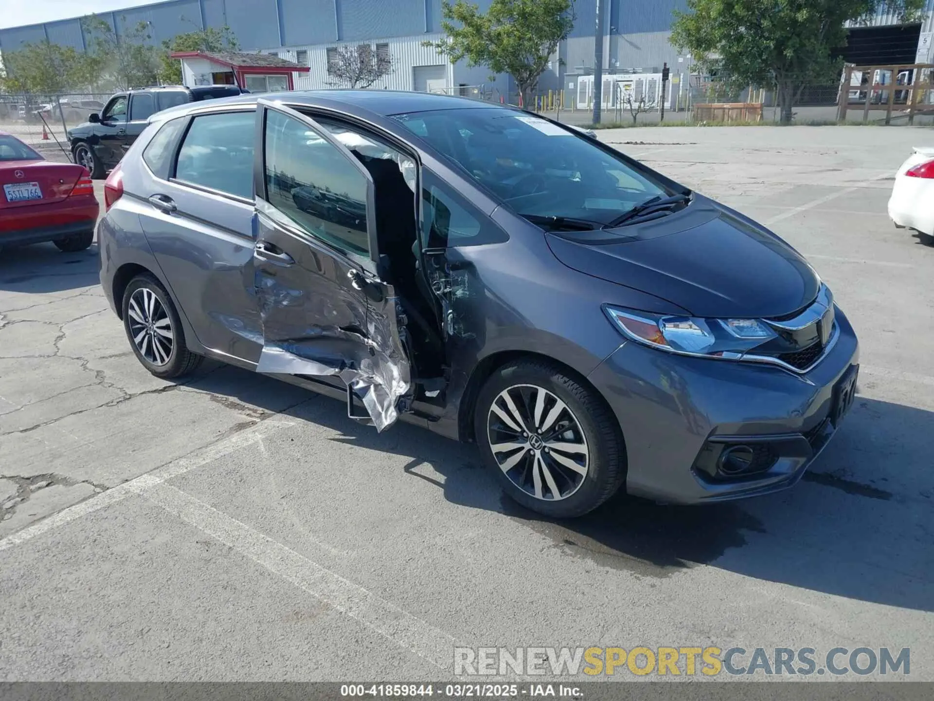 1 Photograph of a damaged car 3HGGK5H84KM742208 HONDA FIT 2019