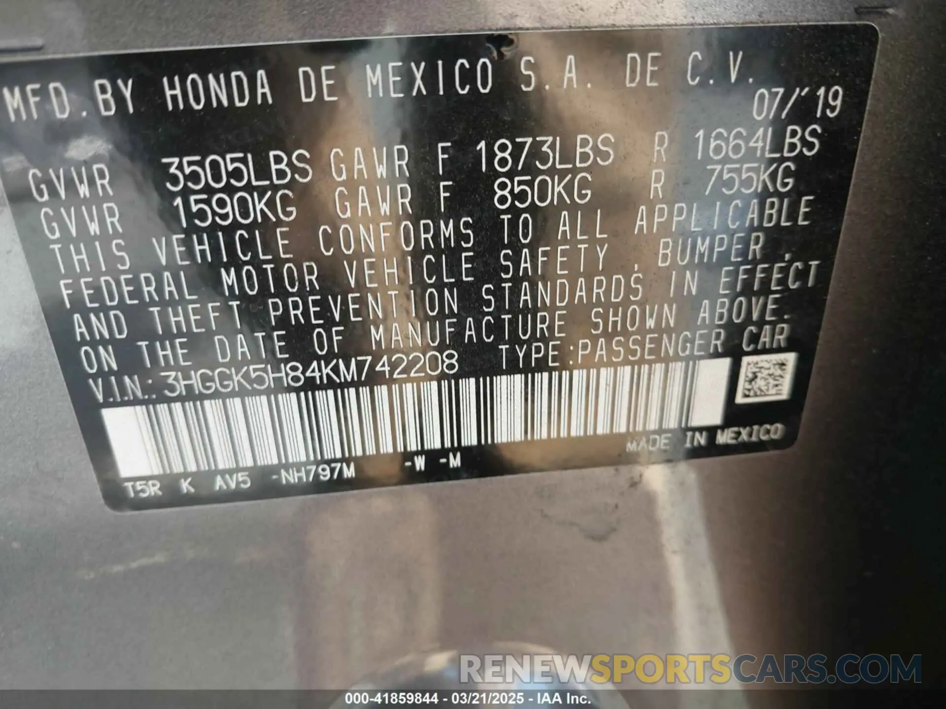 9 Photograph of a damaged car 3HGGK5H84KM742208 HONDA FIT 2019