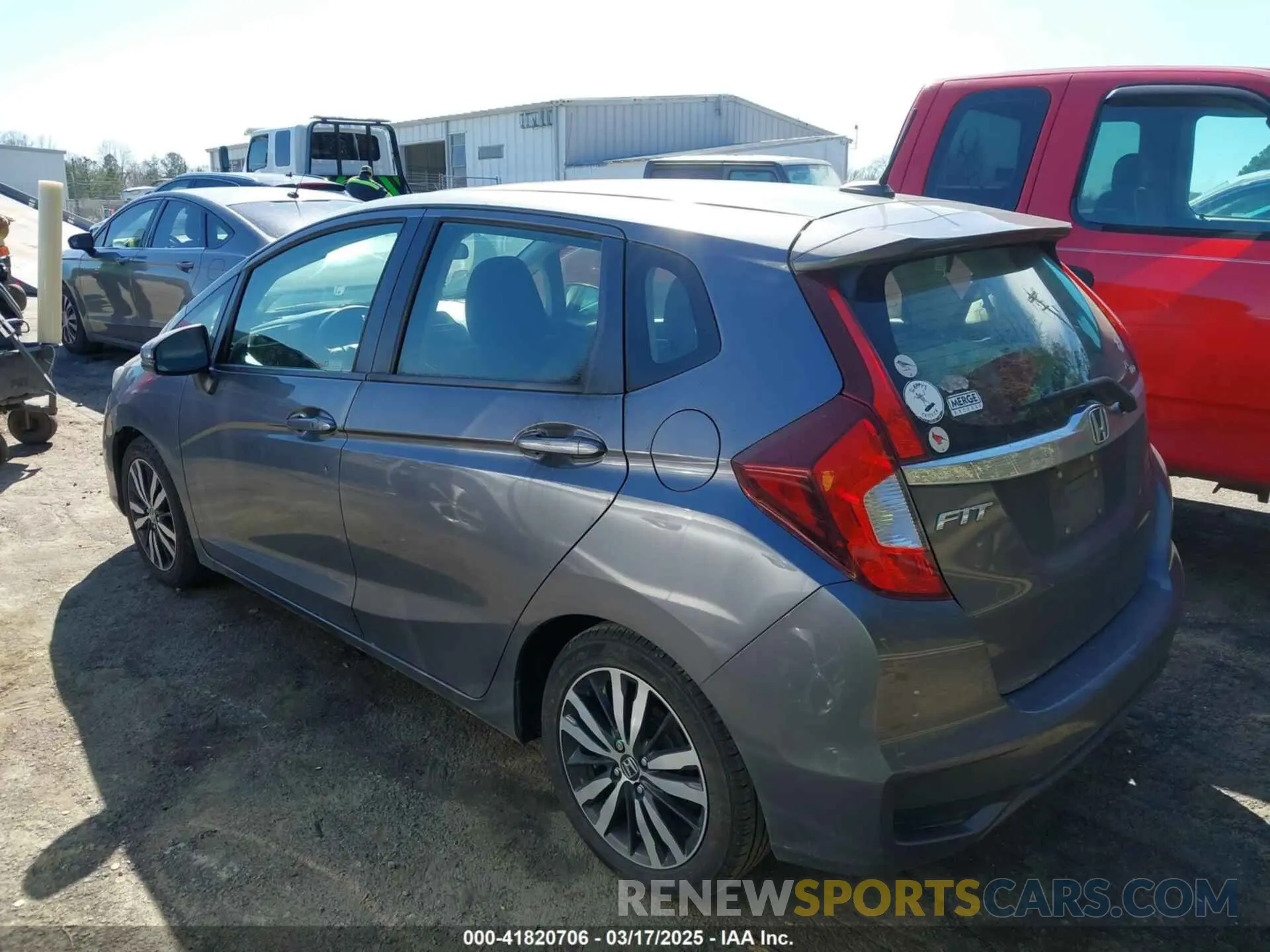 3 Photograph of a damaged car 3HGGK5H86KM704494 HONDA FIT 2019