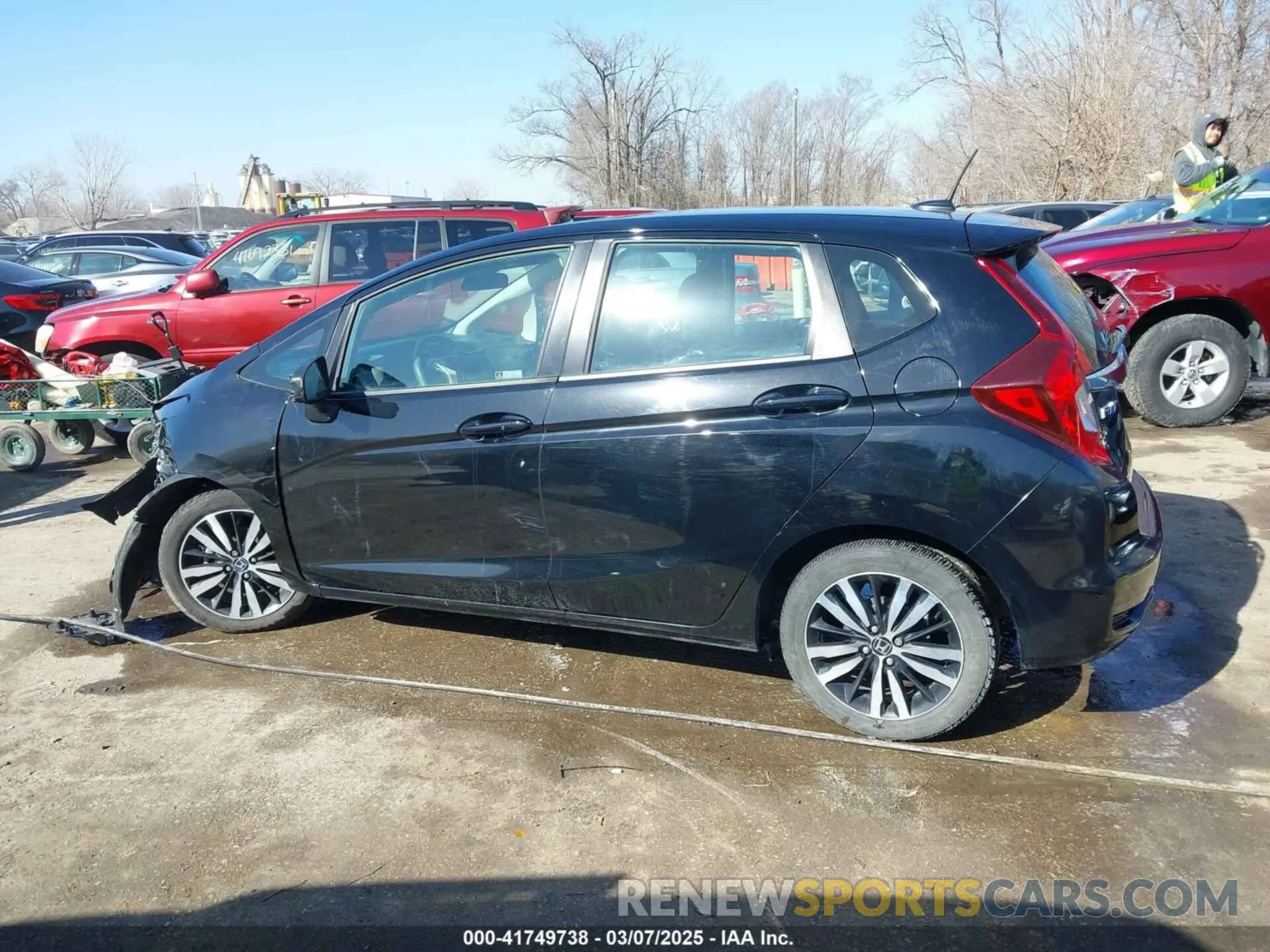 14 Photograph of a damaged car 3HGGK5H86KM716757 HONDA FIT 2019