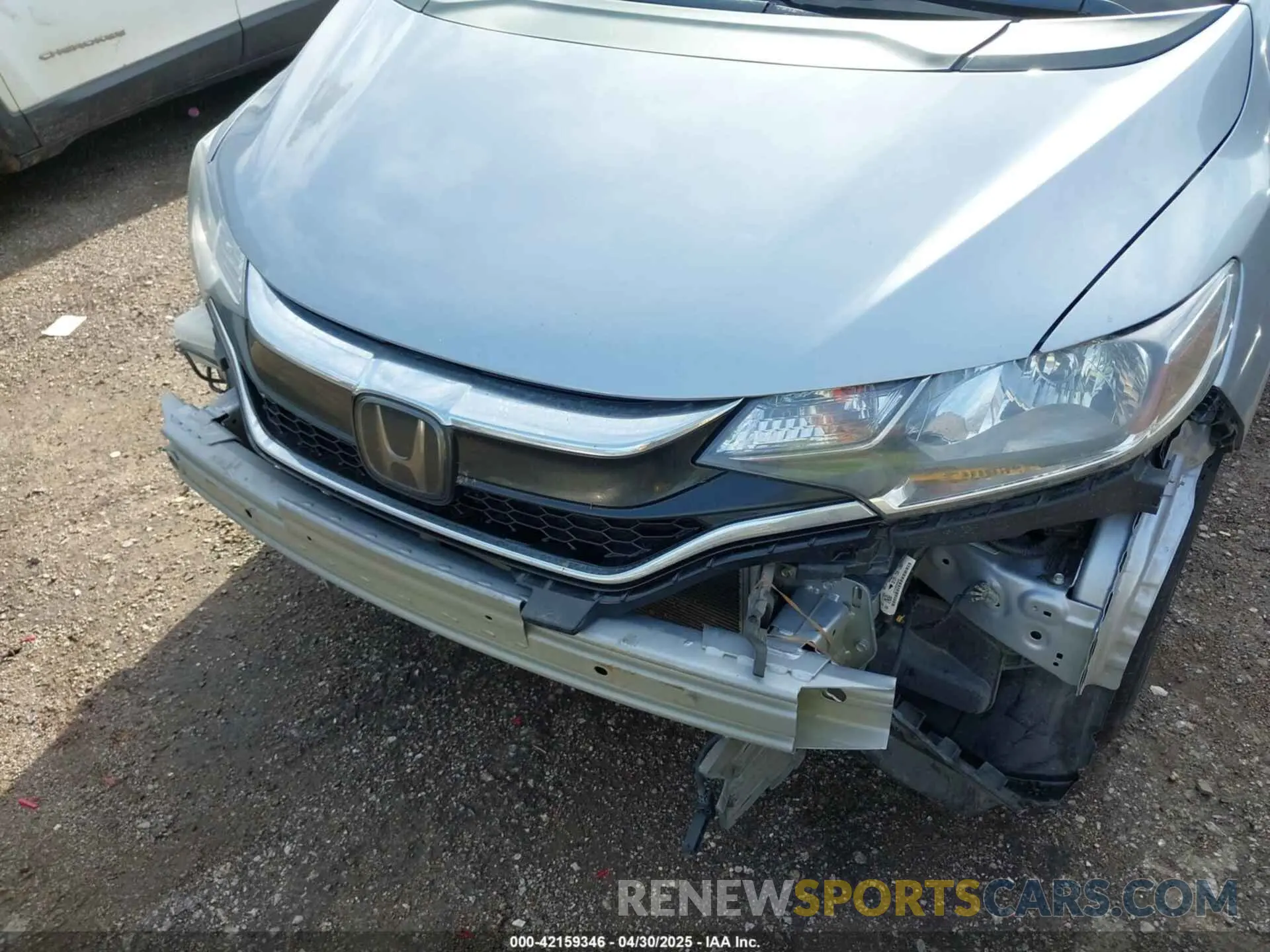 6 Photograph of a damaged car 3HGGK5H86KM717617 HONDA FIT 2019
