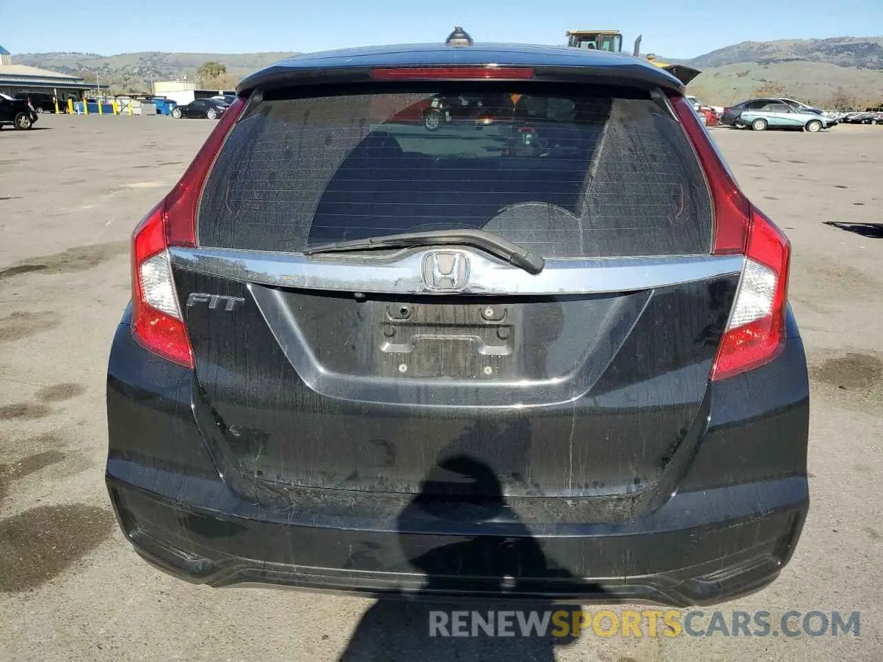 6 Photograph of a damaged car 3HGGK5H86KM721621 HONDA FIT 2019