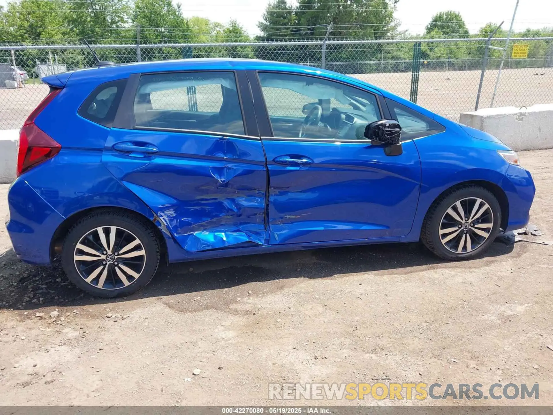 6 Photograph of a damaged car 3HGGK5H86KM750391 HONDA FIT 2019