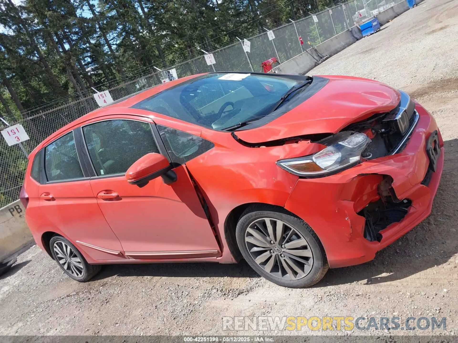 13 Photograph of a damaged car 3HGGK5H87KM722342 HONDA FIT 2019